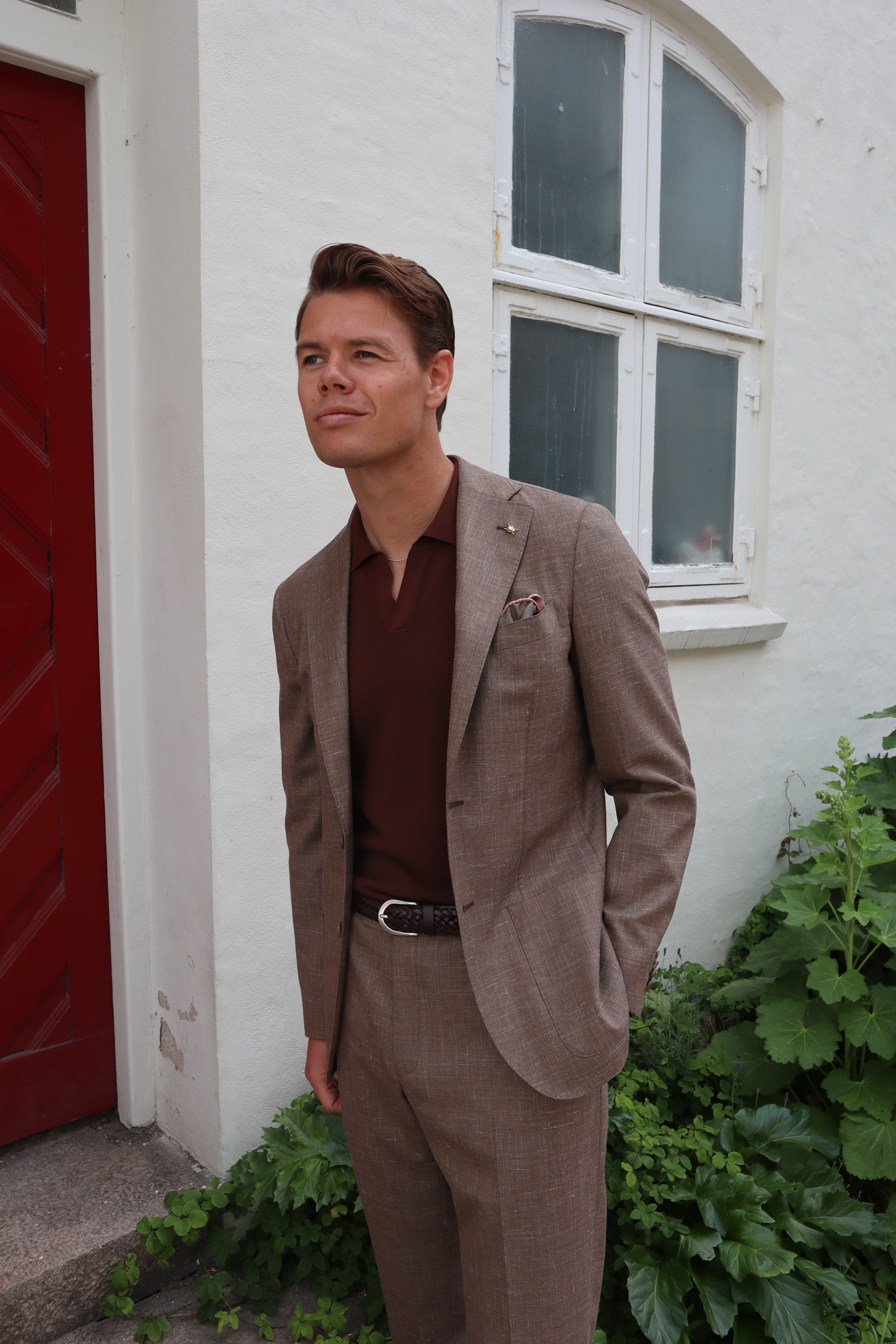 Jakkesæt brun
